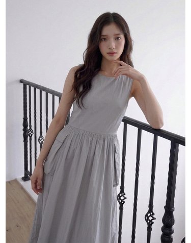 로아 포켓 셔링 롱 원피스