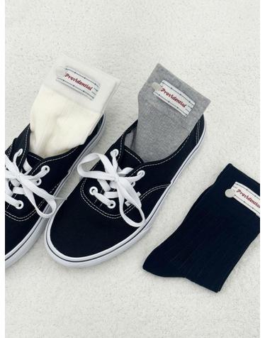 1319버튼탭 면 여성 패션 브랜드 단추 래터링 로고 명품 브랜드 fashion socks 양말