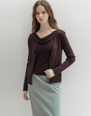 Cowl buckle  Brown knit