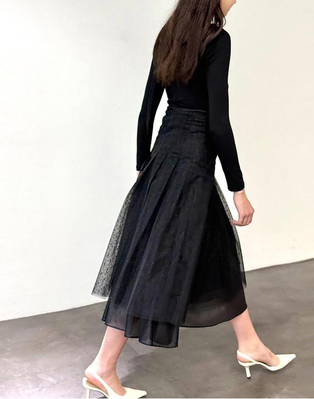 로트르드민 Lautre Plisha Black skirt 착용컷