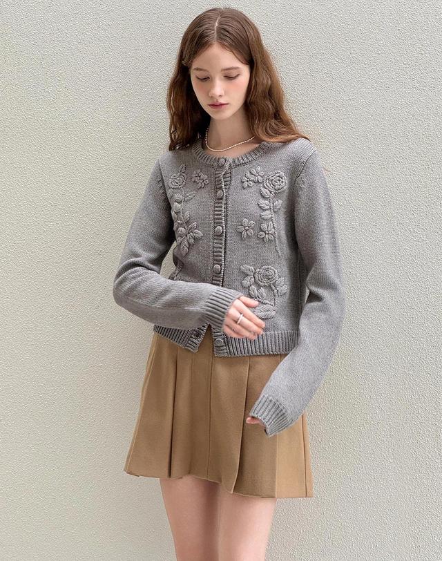 로트르드민 Cozy Grey knit cardigan 착용컷