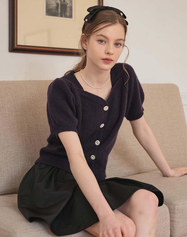 로트르드민 Jenny Heart Knit pullover 착용컷