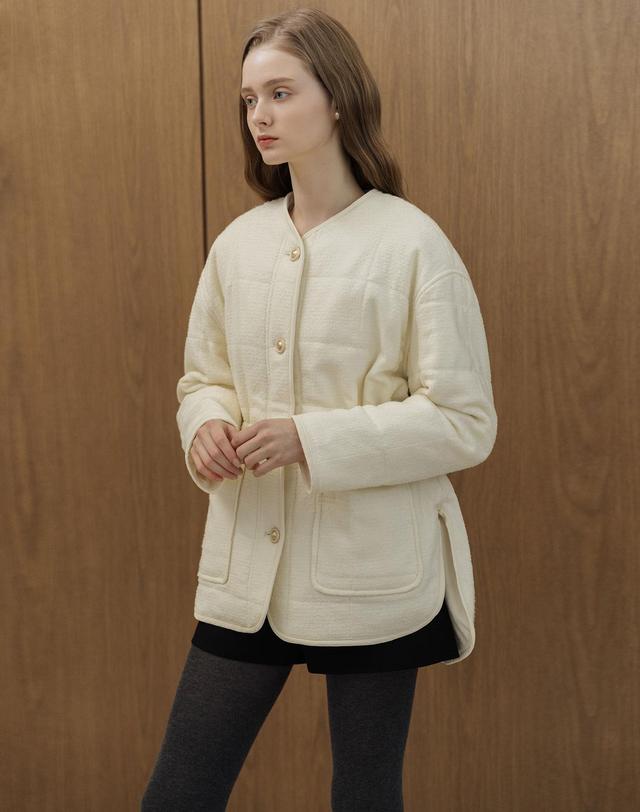 로트르드민 Lautre tweed padded jacket 아이보리 착용컷
