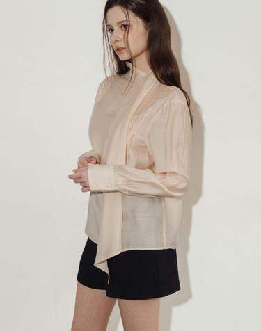 Lautre Basic Black Shorts