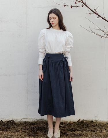 Shirring Ribbon Navy skirt