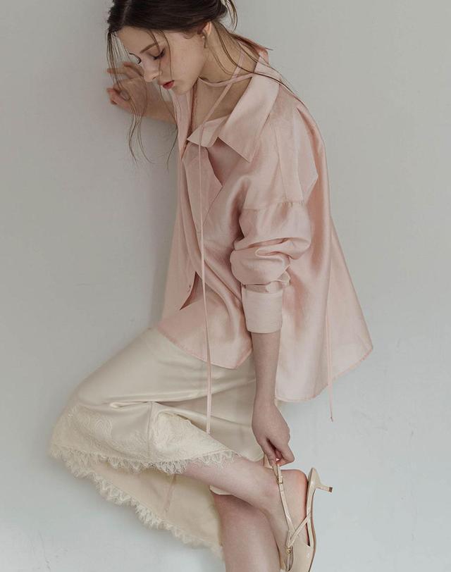 로트르드민 NEW Jadin Sheer Pink Shirts 착용컷