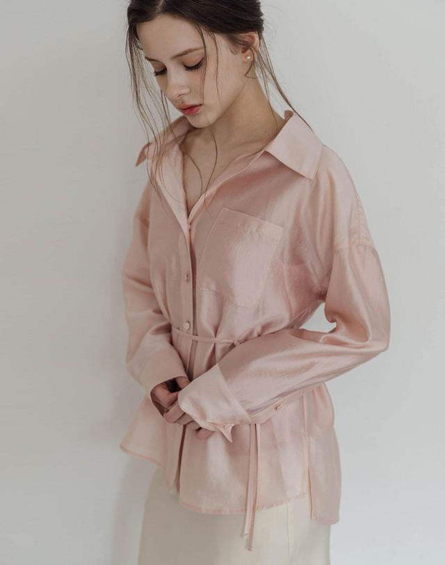 로트르드민 NEW Jadin Sheer Pink Shirts 착용컷