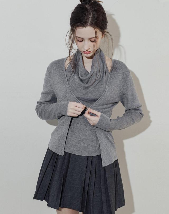 로트르드민 Lautre Halter Buckle Gray knit 그레이 착용컷