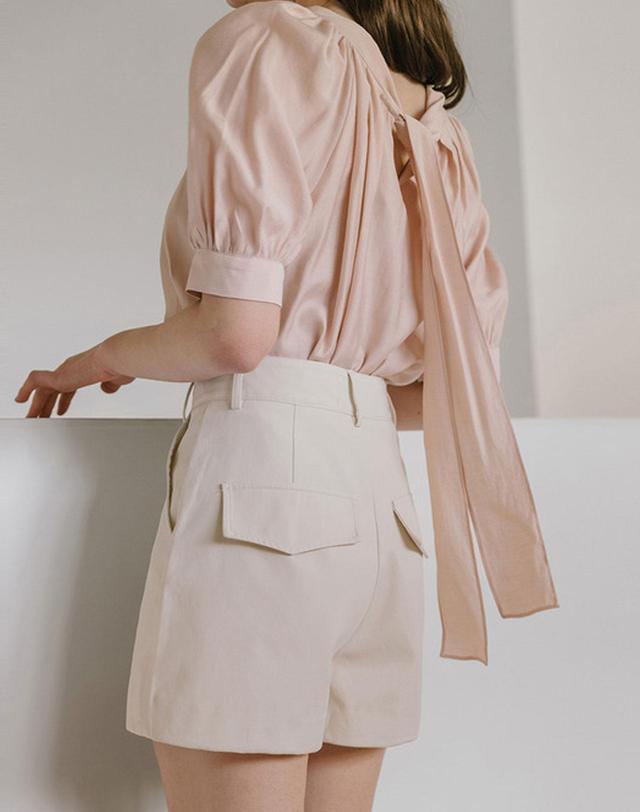 로트르드민 Pocket Light beige shorts 착용컷