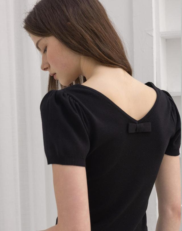 로트르드민 Twoway Ribbon Puff Black Knit Top 블랙 착용컷