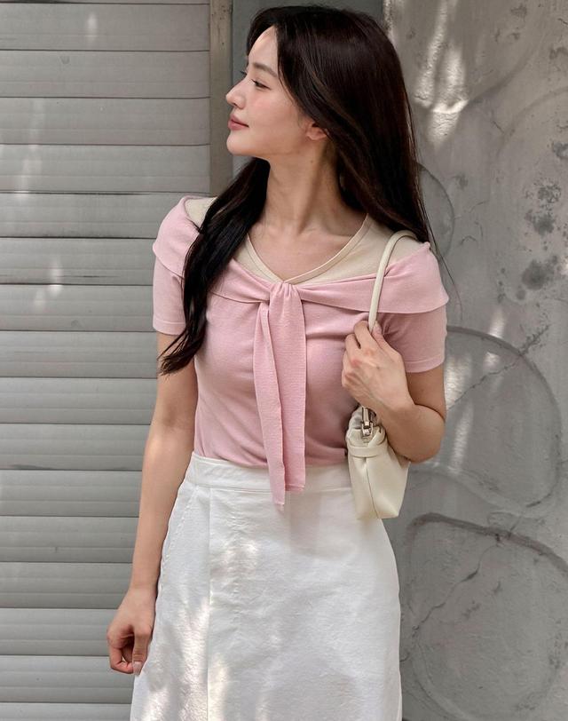 로트르드민 Nuve Scarf Off Pink Knit 착용컷