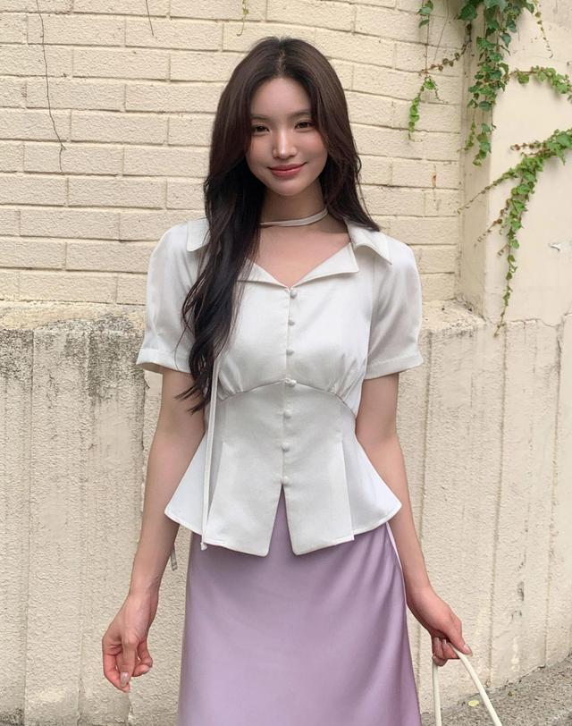 로트르드민 Noe summer Tied Cream Blouse 착용컷