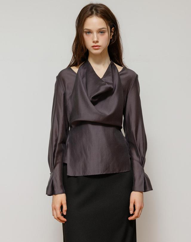 로트르드민 Halter Layered Sheer Charcoal Blouse 착용컷