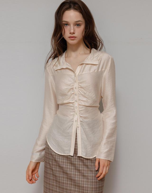 로트르드민 Sienne Shiring Tied Blouse 착용컷