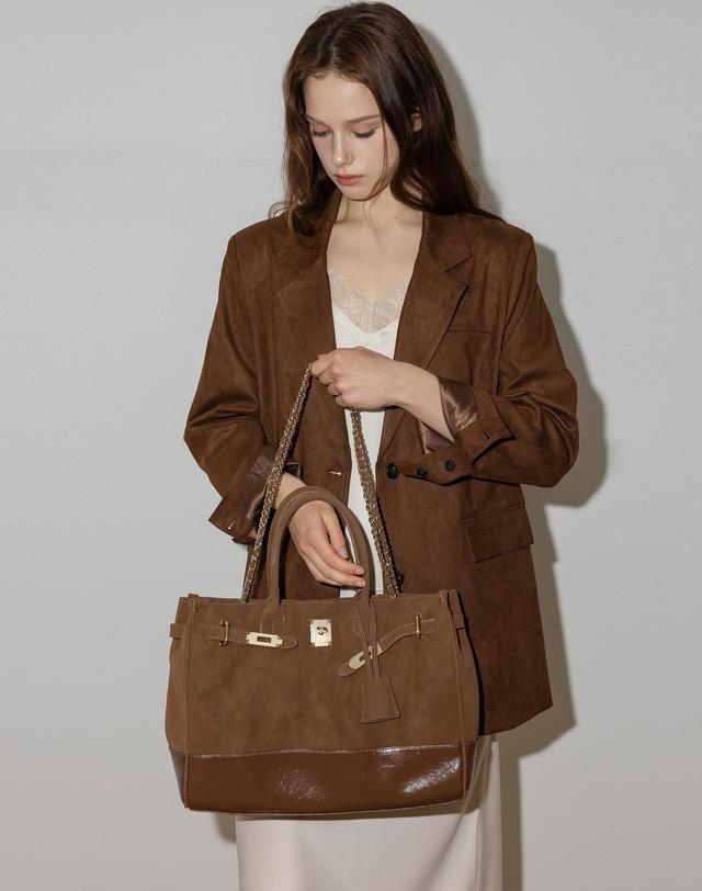 로트르드민 Jadin Suede Leather Bag 착용컷