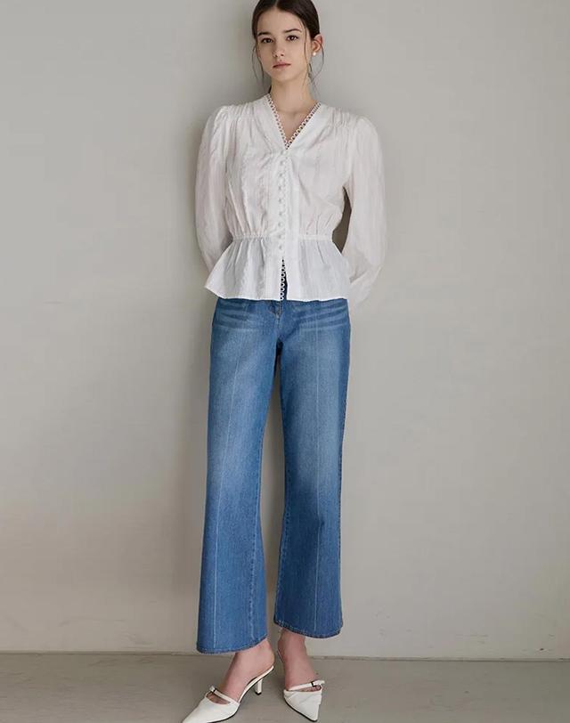 로트르드민 Lautre Straight semi Bootcut Denim 착용컷