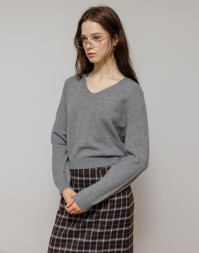 로트르드민 cashmere V pullover 착용컷