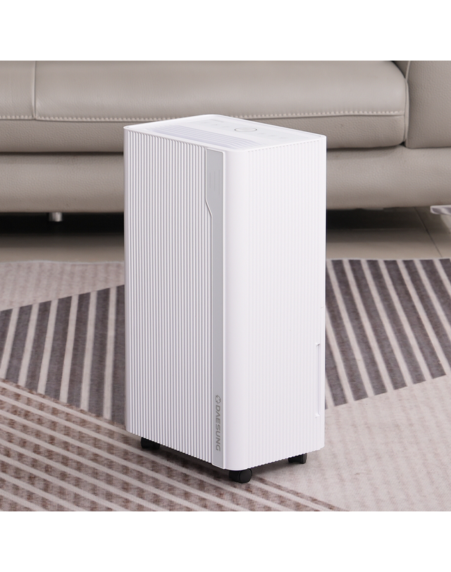 대성쎌틱 대성쎌틱 최대12L 공기정화 제습기 DSD-4209W 화이트 착용컷