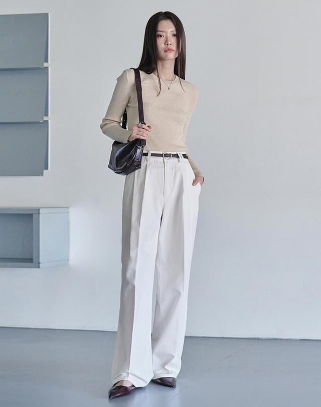 데케트 우먼 2Pleats Wide Pants DCWPT012Ivory 착용컷