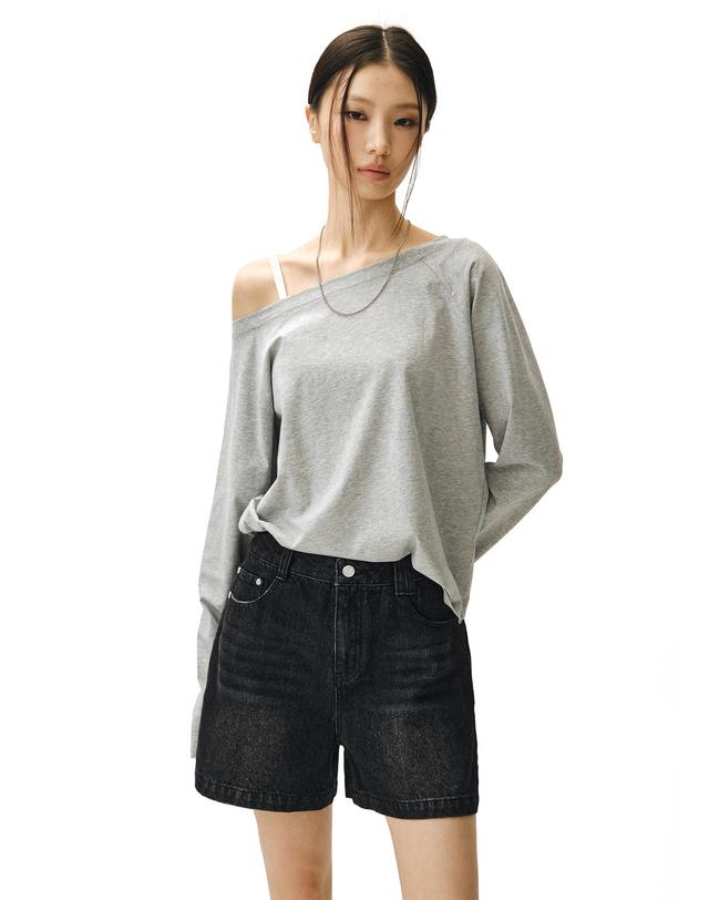 데케트 우먼 Signature Denim Shorts DCWPT007BlackB 착용컷