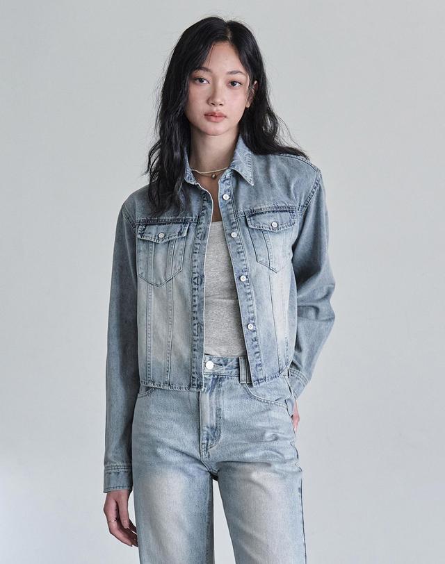 데케트 우먼 Cropped Denim Shirts DCWSH001LBlueA 착용컷