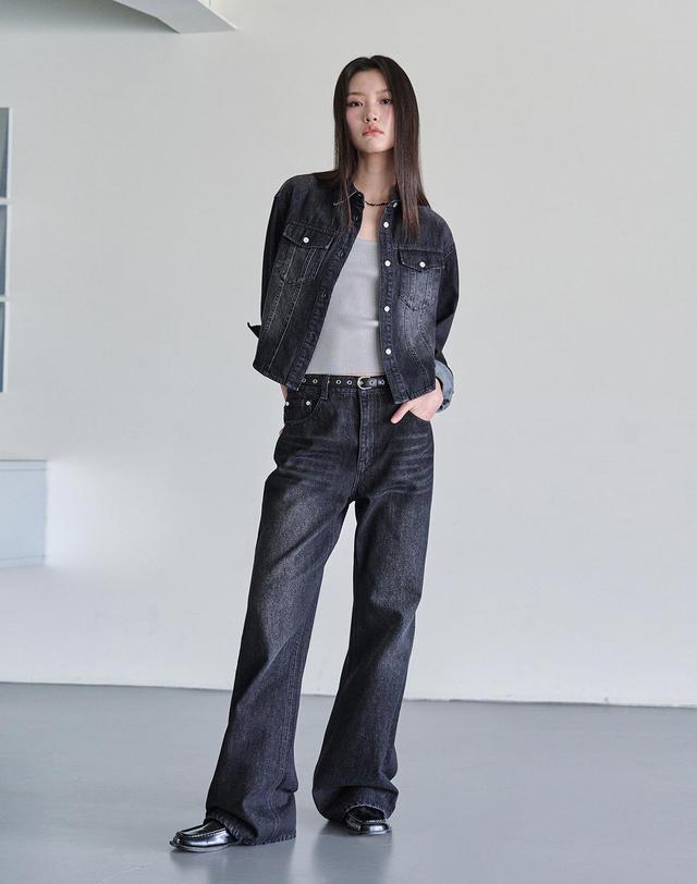 데케트 우먼 Cropped Denim Shirts DCWSH001BlackA 착용컷