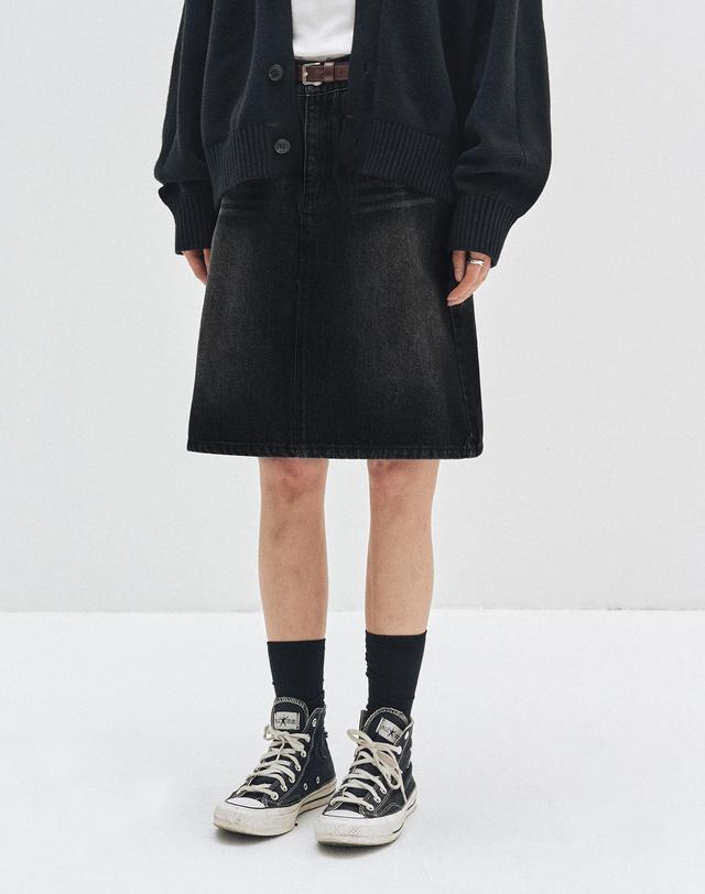 데케트 우먼 Signature Midi Skirt DCSK002BLACK 착용컷