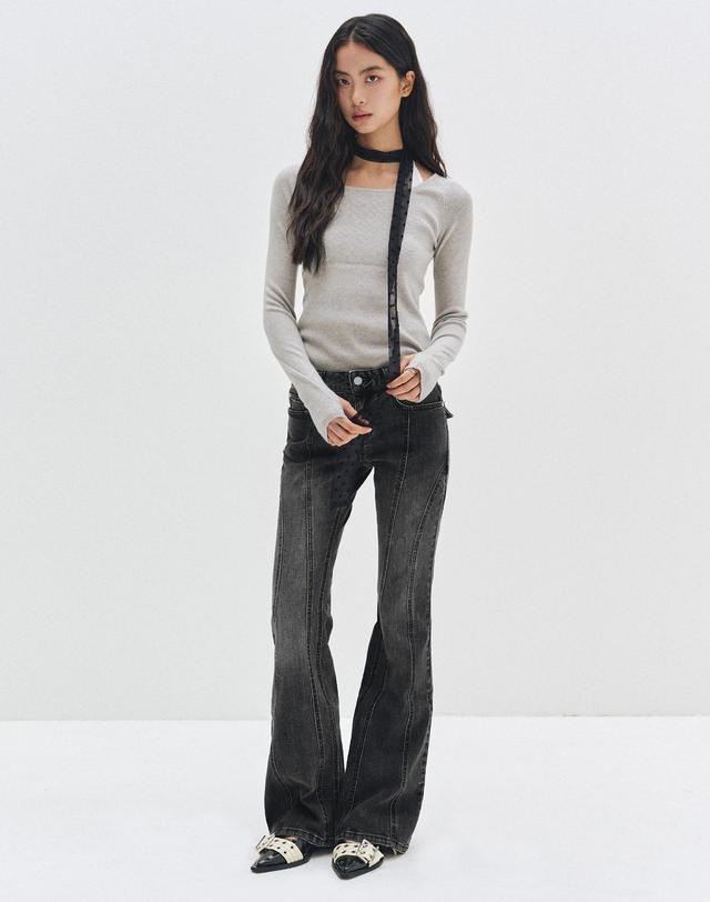 데케트 우먼 Curved Slim Low Rise Flared Jeans DCWPT011BLACK 착용컷