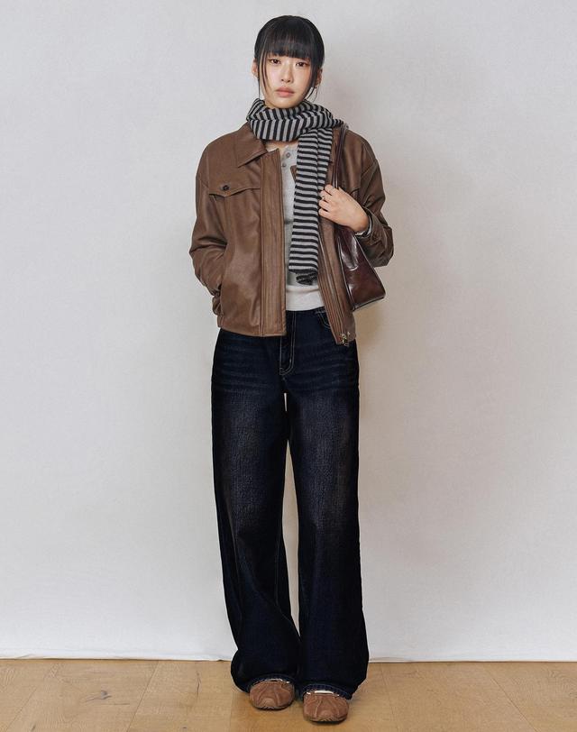 데케트 우먼 [벨벳데님]Velvet Wide Jeans DCWPT018DBLUE 착용컷