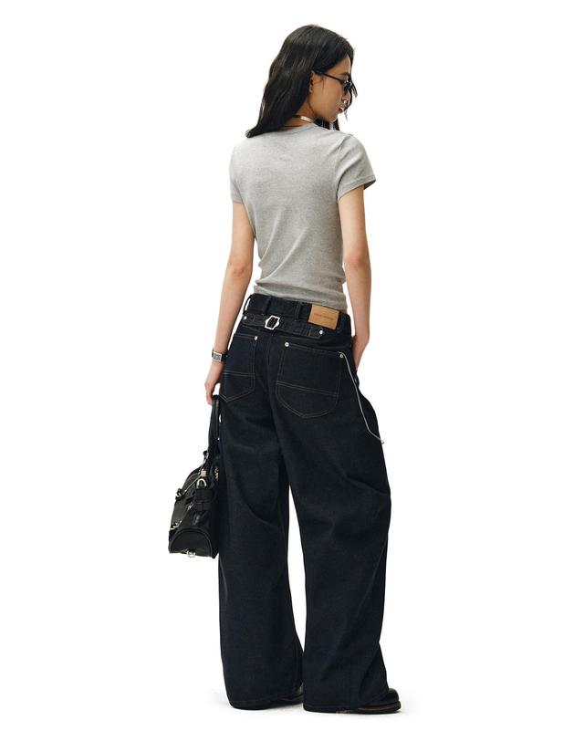 데케트 우먼 Cinchback Barrel Wide Leg Jeans DCWPT022CPINDIGO 착용컷