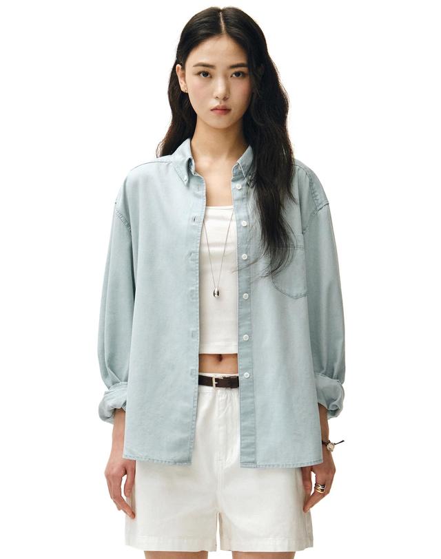 데케트 우먼 Denim Pocket Over Shirts DCWSH005LIGHTBLUE 착용컷