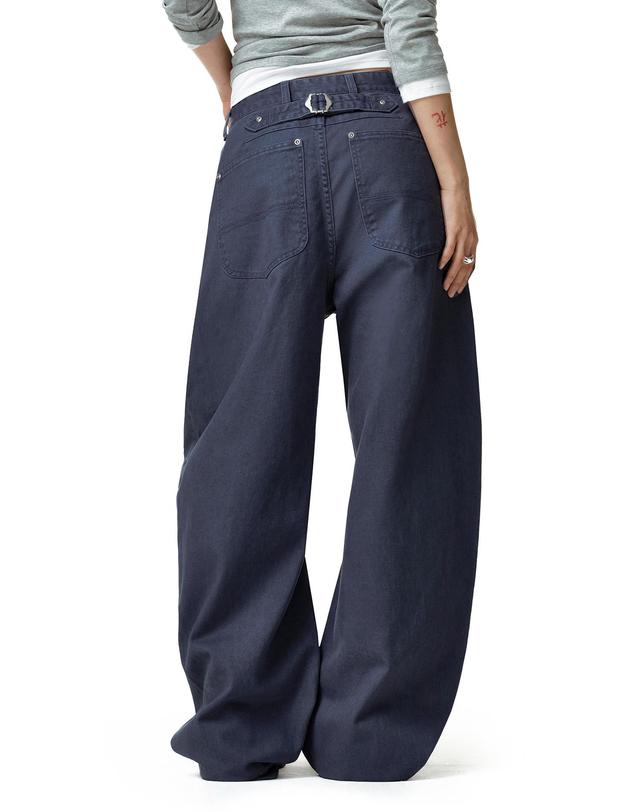 데케트 우먼 Cinchback Barrel Wide Leg Pants DCWPT022NAVY 착용컷