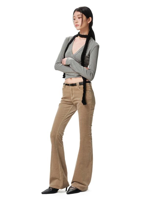 데케트 우먼 Signature Slim Low Rise Flared Corduroy Pants DCWPT041BEIGE 착용컷