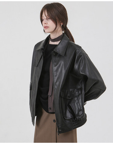클래식 하이넥 레더 자켓 LB6XLEMD01D