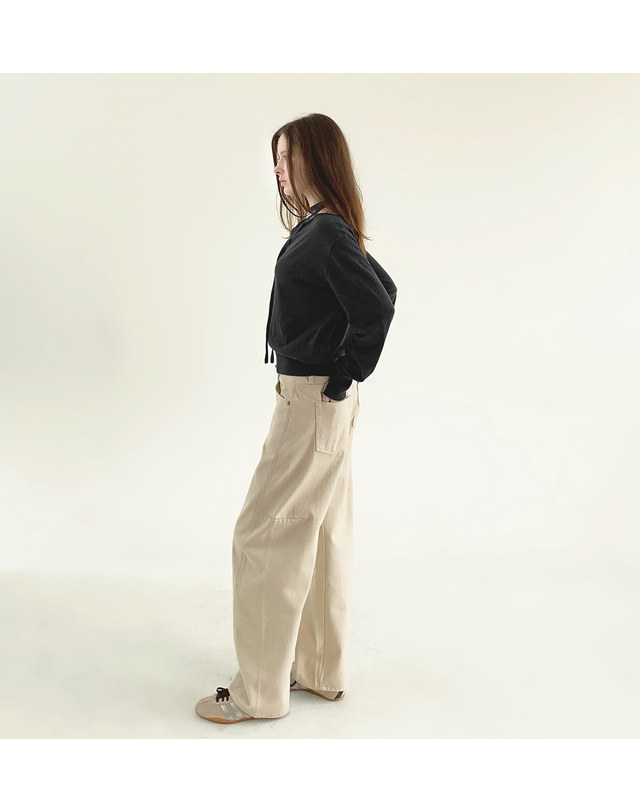 루미에반 모던컷 배기 데님 팬츠 LB64DLU204B 착용컷