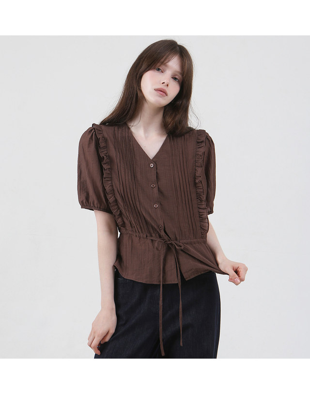 루미에반 핀턱 프릴 반팔 블라우스 LB68BLMD01Z 착용컷