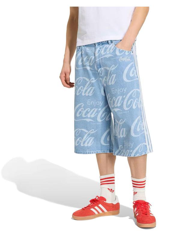 아디다스 아디다스 오리지널 x 코카콜라 클래식 스포츠 데님 쇼츠 청바지 반바지 KY2112 착용컷
