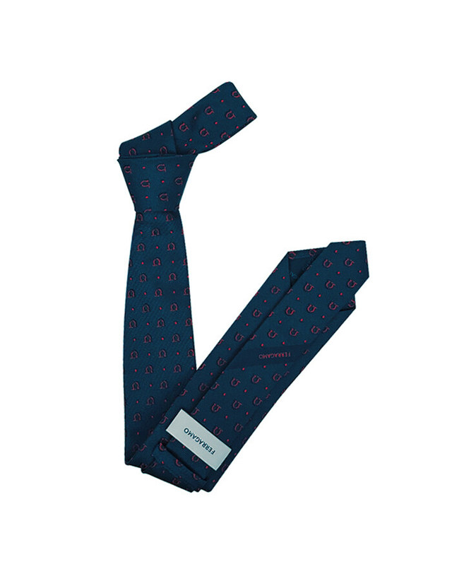 살바토레 페라가모 [명품] FERRAGAMO 페라가모 넥타이 350883 0762040 F MARINE 넥타이 네이비 착용컷
