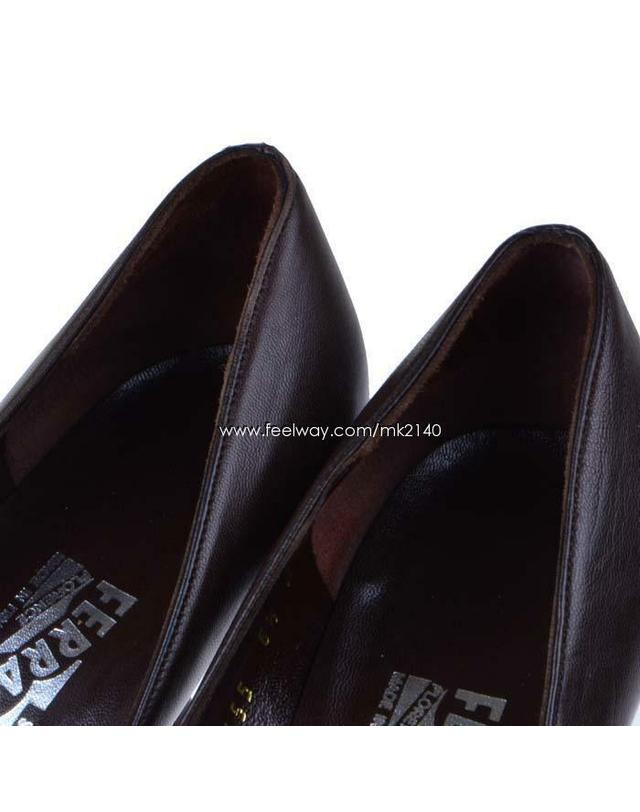 살바토레 페라가모 [중고명품] [중고명품] Ferragamo 페레가모 브라운 구두 BLACK 착용컷