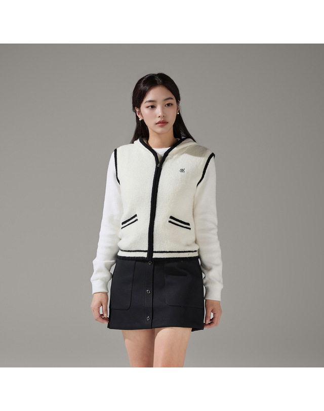 페어라이어 후드 집업 방풍 베스트 (아이보리) 착용컷