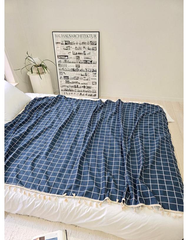 블랑쉬하우스 블랑쉬 네이비 체크 면마 러너 블랭킷 착용컷