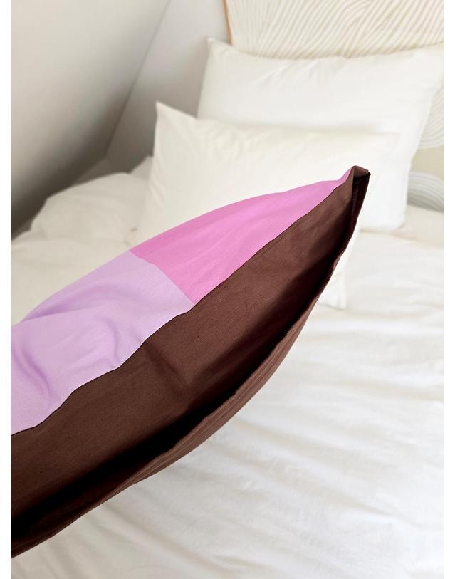 블랑쉬하우스 블랑쉬 로즈 모먼트 60수 long staple cotton 베개커버 착용컷