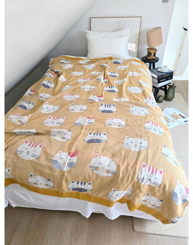 블랑쉬하우스 블랑쉬 캣페이스 퀸사이즈 150x200 거즈이불 착용컷