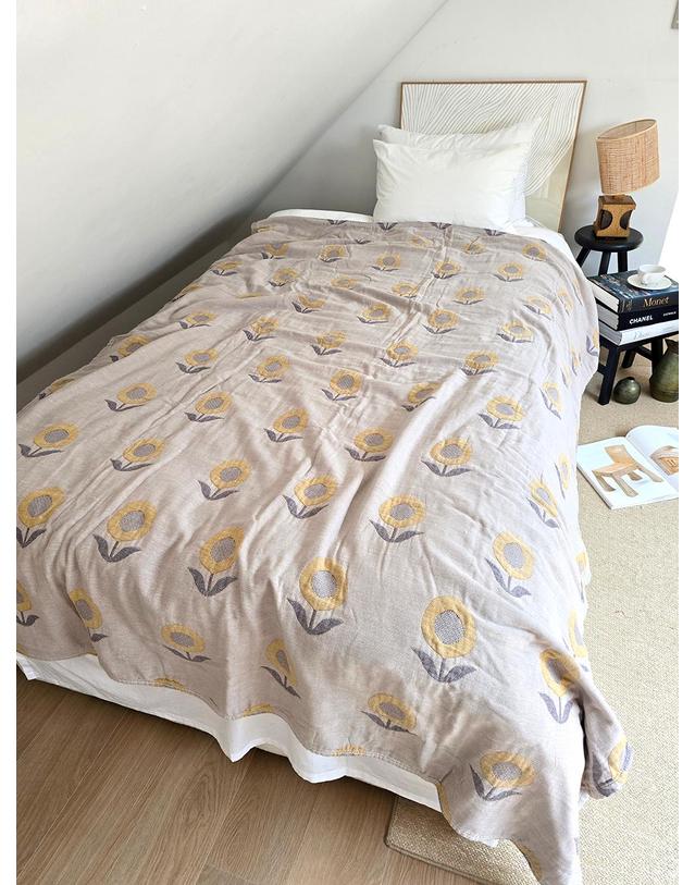 블랑쉬하우스 블랑쉬 빈티지 플라워 퀸사이즈 150x200 거즈이불 착용컷