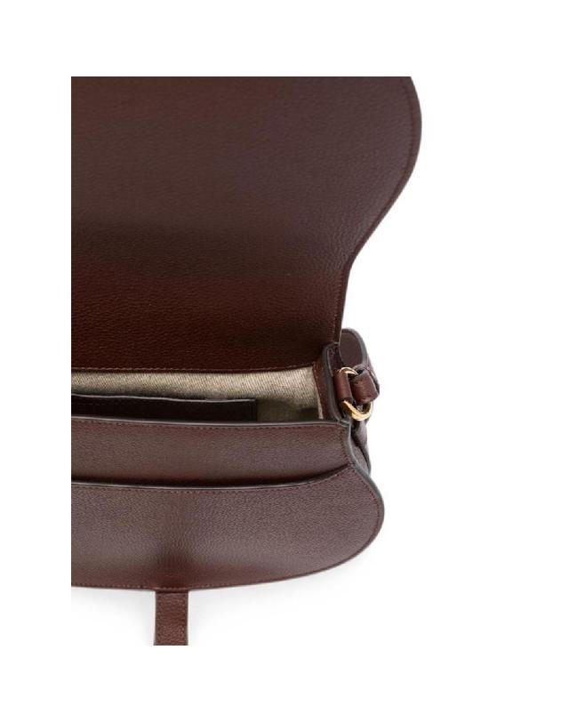 끌로에 [해외직구] 그란데비타 해외 끌로에 여성 MARCIE LEATHER SADDLE BAG CHC24AS679I3127M 착용컷