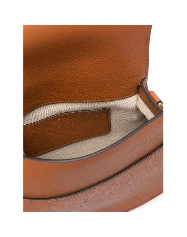 끌로에 [해외직구] 그란데비타 해외 끌로에 여성 MARCIE LEATHER SADDLE BAG CHC24AS679I3125M 착용컷