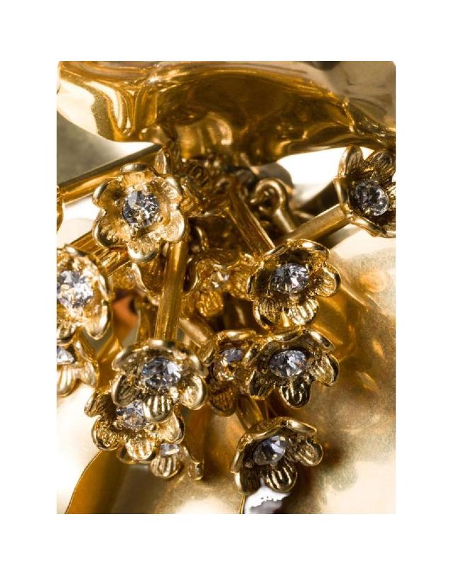 미우미우 [해외직구] 그란데비타 해외 미우미우 여성 CRYSTAL EMBELLISHED BROCHE 5IS1302IEUF0NXA 착용컷
