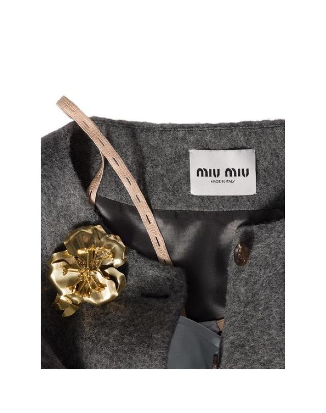 미우미우 [해외직구] 그란데비타 해외 미우미우 여성 CRYSTAL EMBELLISHED BROCHE 5IS1302IEUF0NXA 착용컷