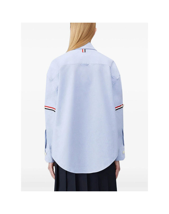 톰브라운 [명품] 26SS 톰브라운 슈퍼 블루 여성 셔츠 FLL079E F0313 480 밝은 블루 착용컷