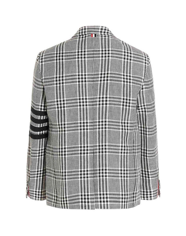 톰브라운 [명품] 24FW 사선 완장 체크 블레이저 화이트블랙 MJC348H 07889 980 그레이 착용컷